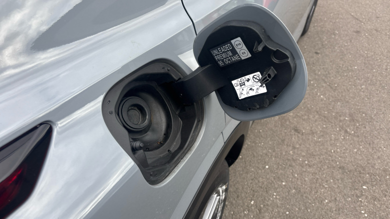 Nissan Qashqai 1.3 DiG-T MH Acenta Premium 5dr Petrol Hatchback